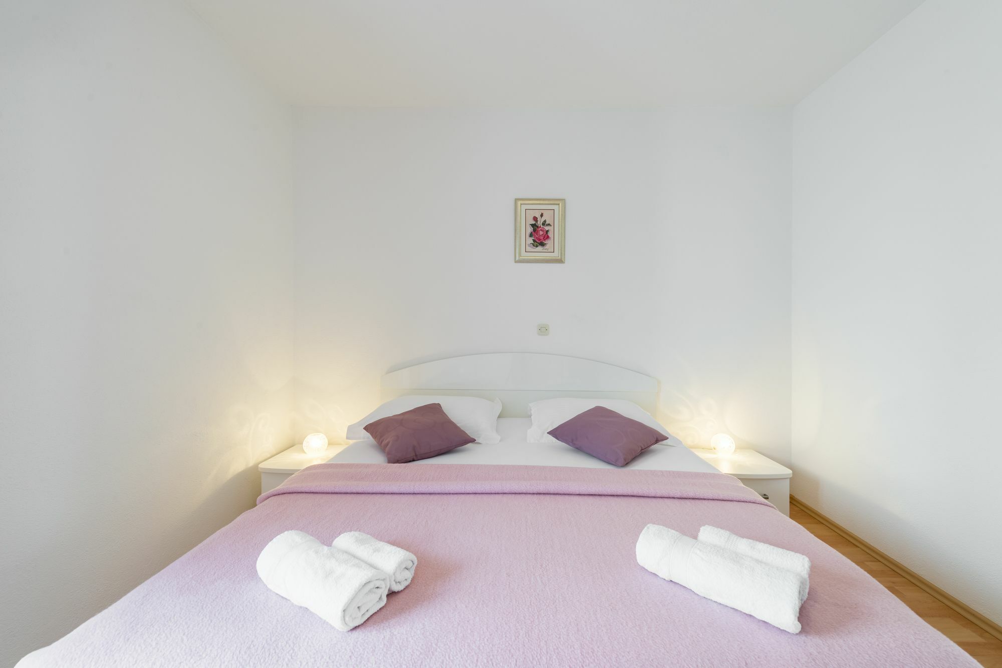 Apartments Nikolina Хвар Екстер'єр фото