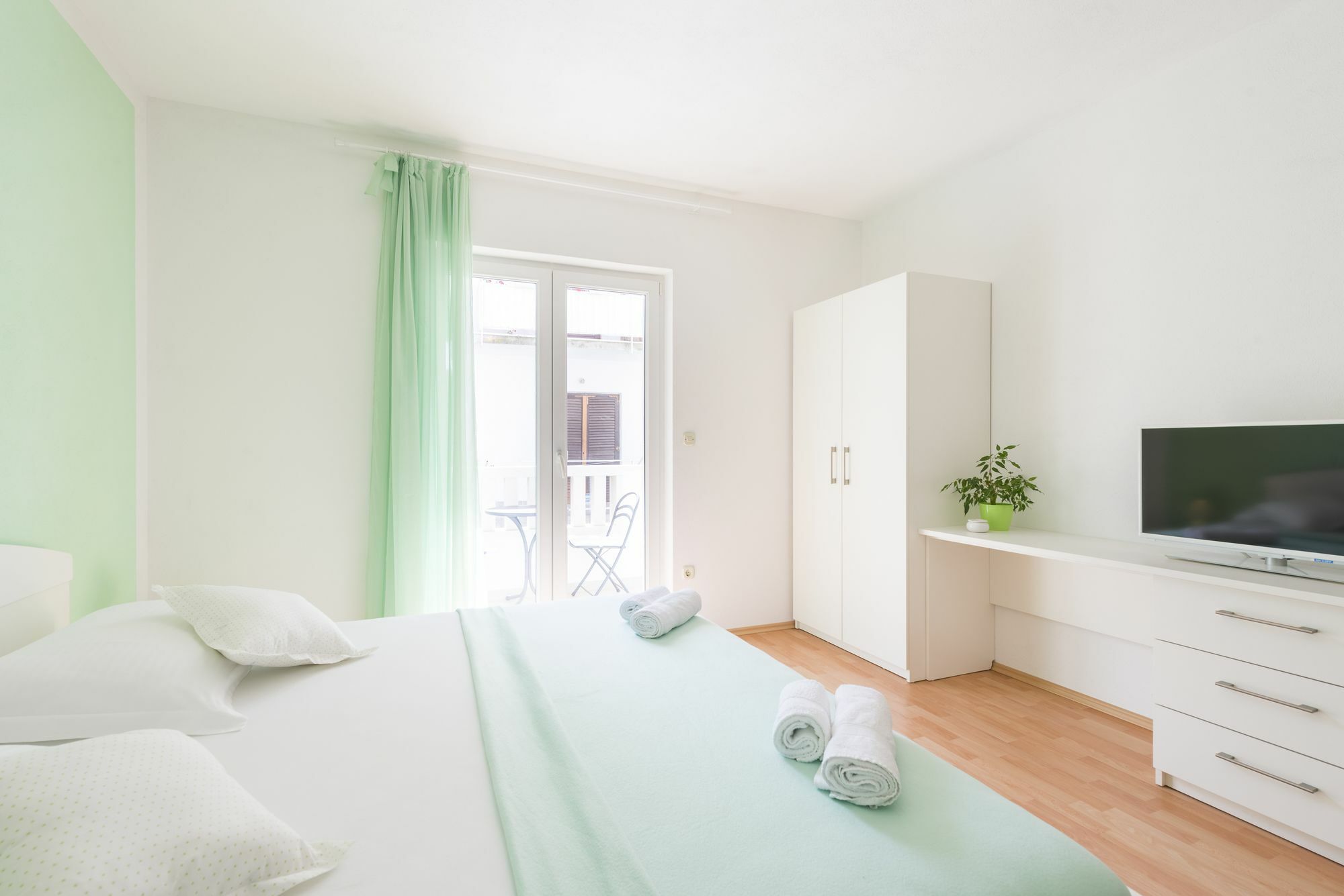 Apartments Nikolina Хвар Екстер'єр фото