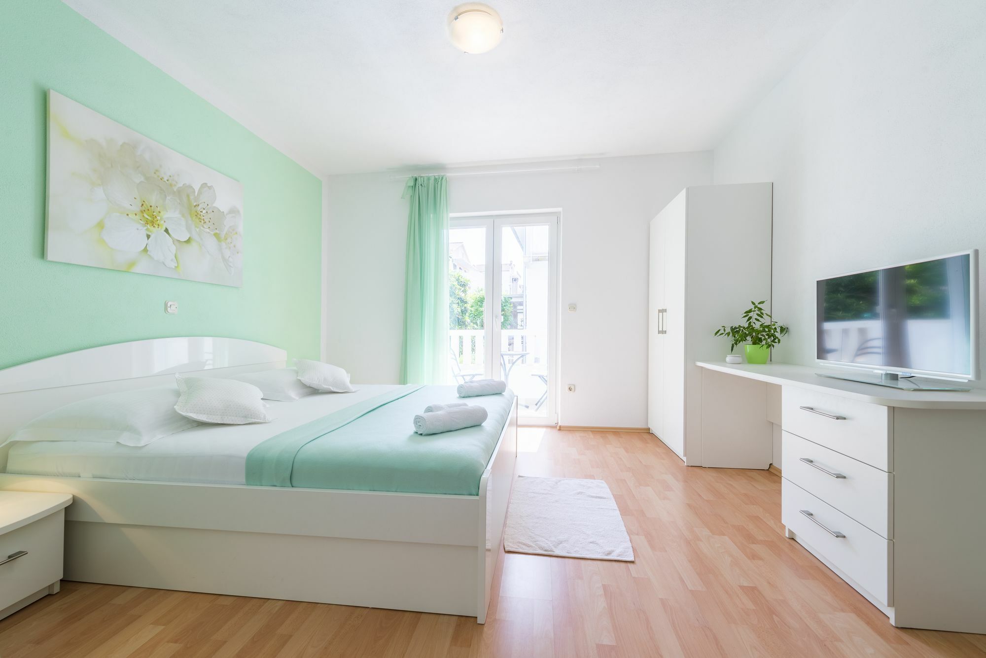 Apartments Nikolina Хвар Екстер'єр фото